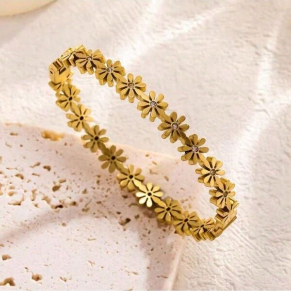 Daisy Bracelet - Image 4